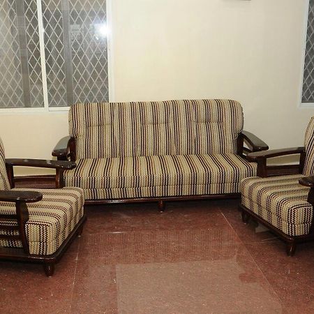 Tripura Sundari Residency Hotel Madanapalle ภายนอก รูปภาพ